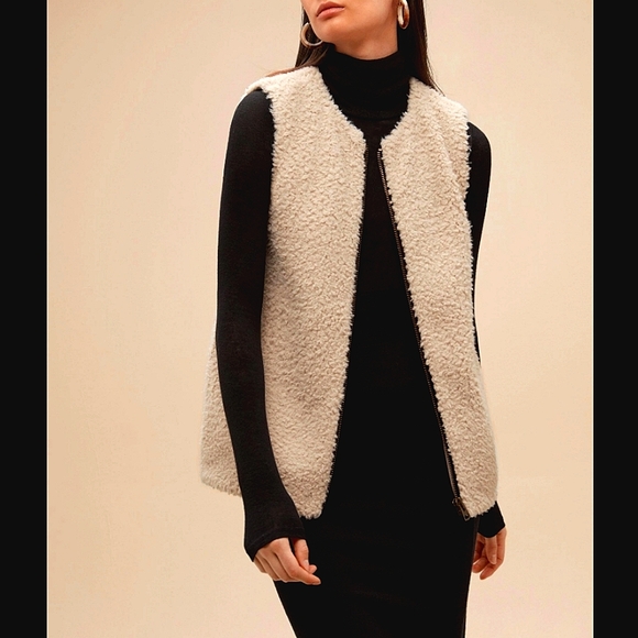 Aritzia chatou cream vest - Picture 1 of 5
